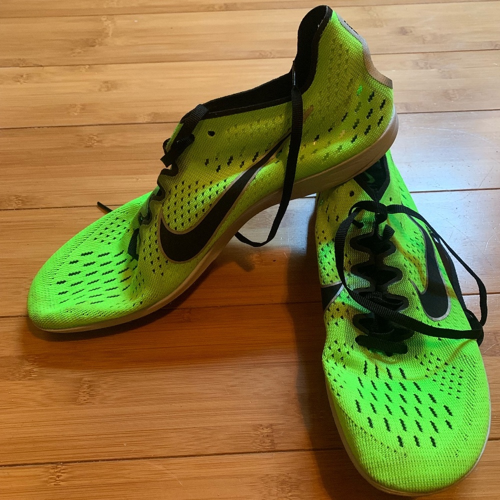 Nike distance shoe Zoom Matumbo M 9 Green Track running shoe